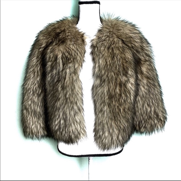 Beautiful faux fur coat - Picture 3 of 5
